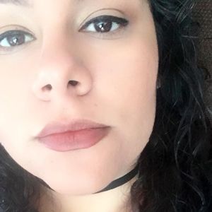 Meet your Posher, Cassandra